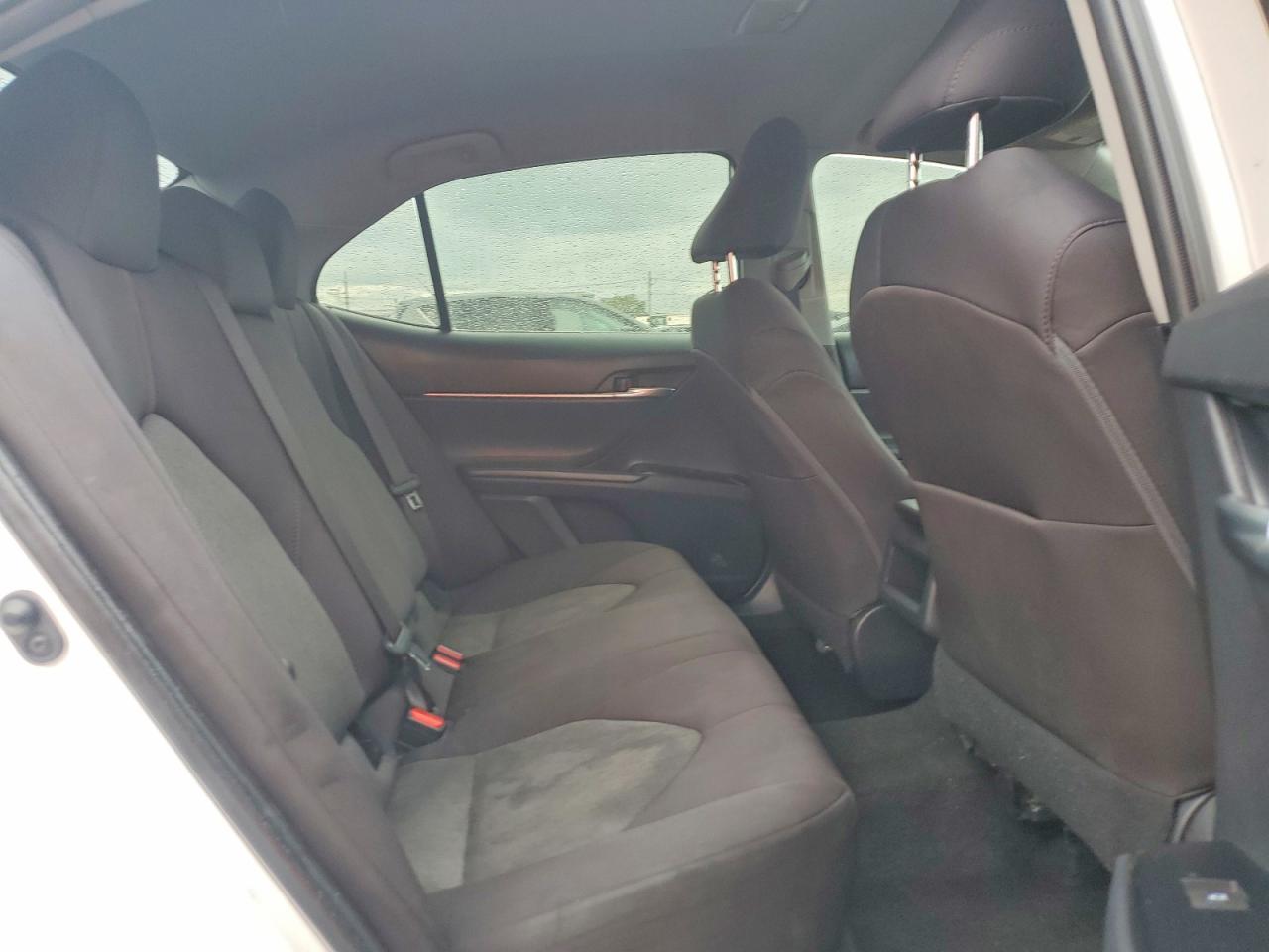 2014 Toyota Camry - zdjęcie 10