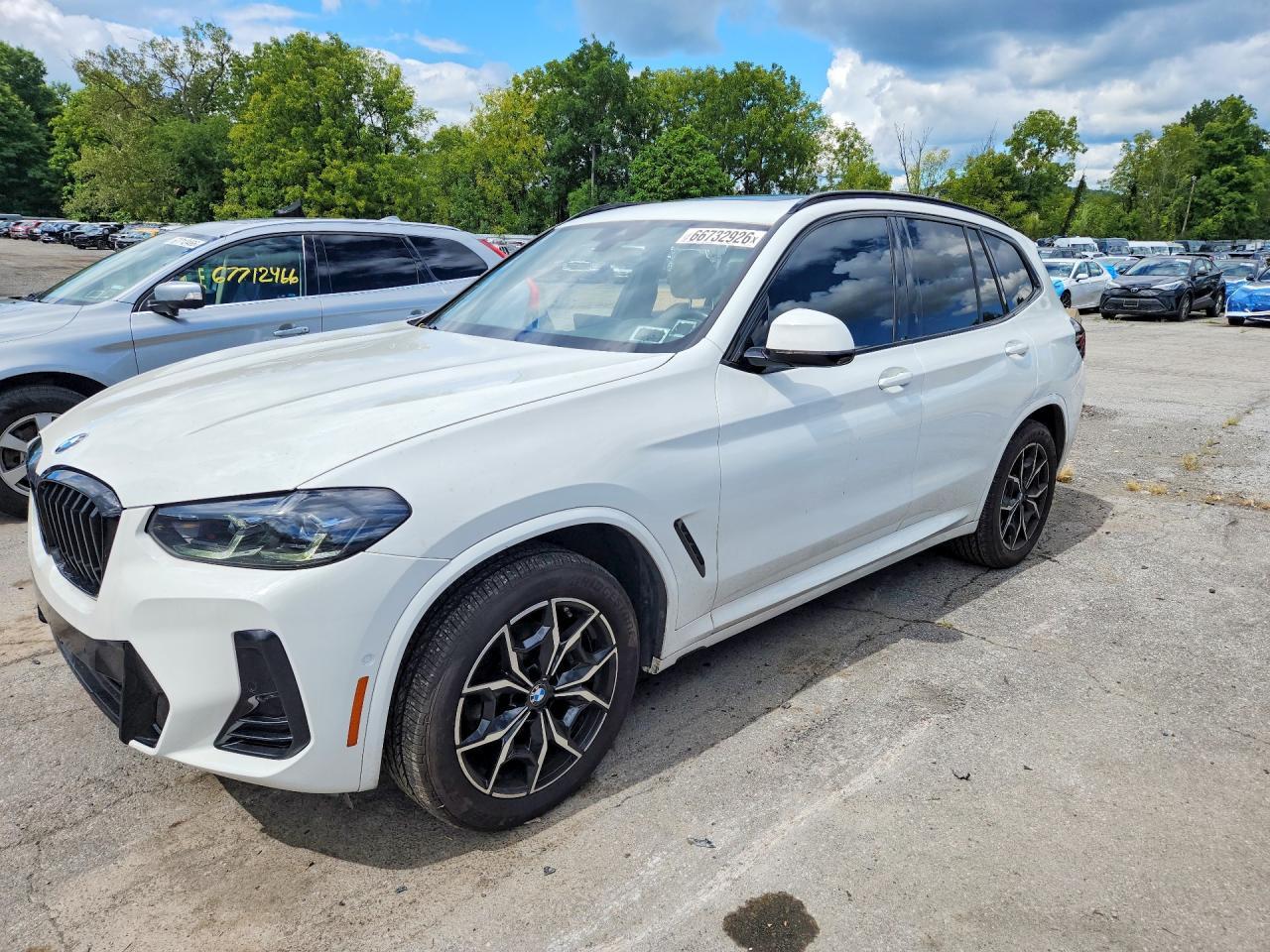 2023 BMW X3 xDrive30I - zdjęcie główne