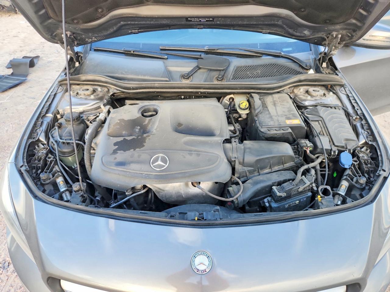 2014 Mercedes-Benz Cla 250 - zdjęcie 11
