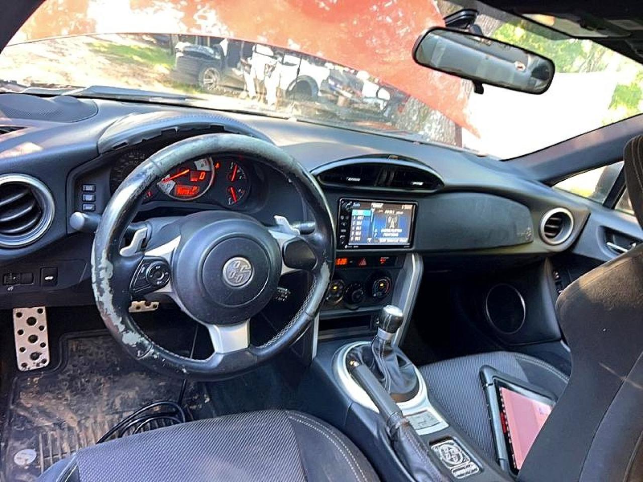 2017 Toyota 86 Base - zdjęcie 11
