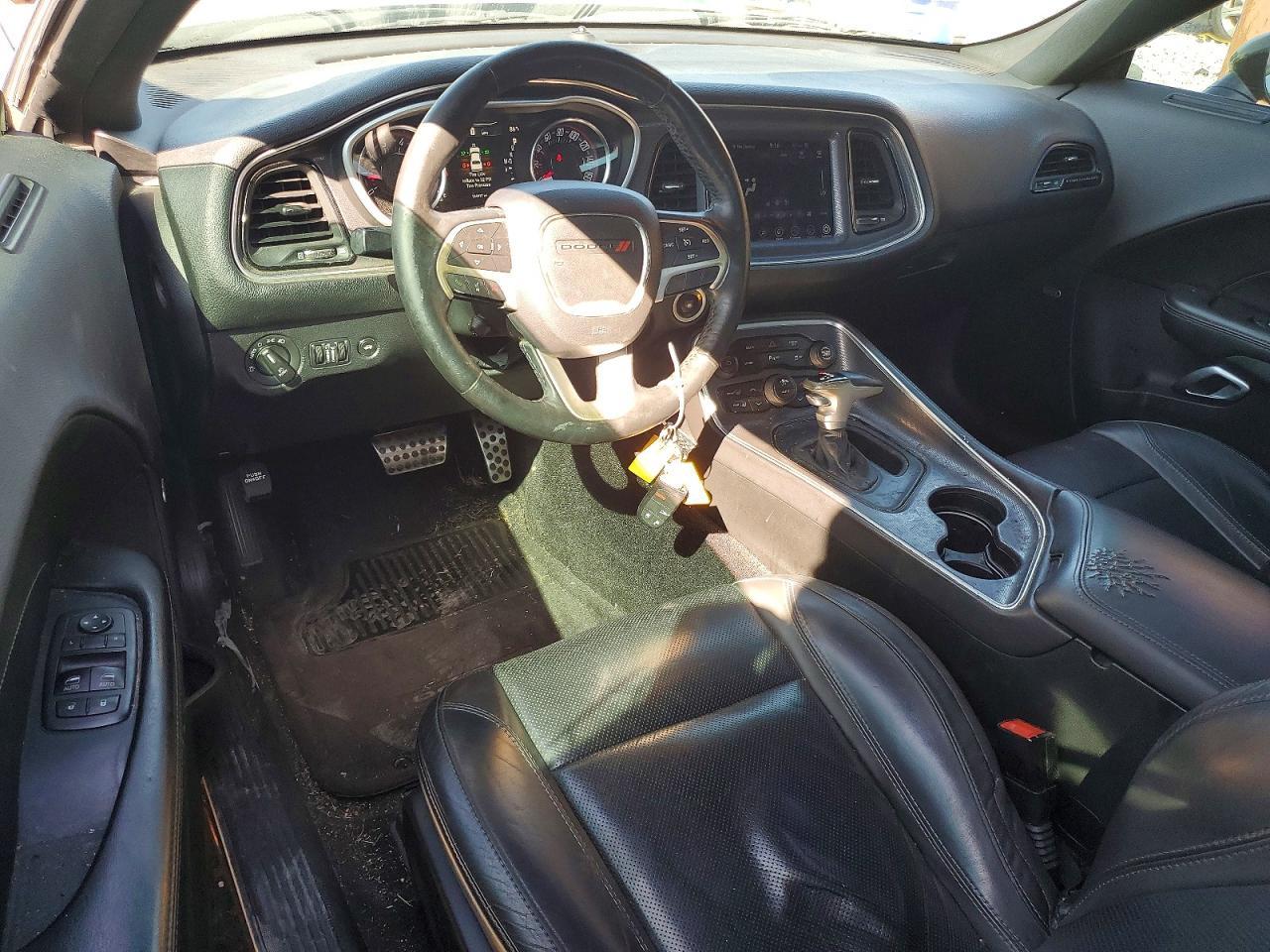 2017 Dodge Challenger Sxt - zdjęcie 8