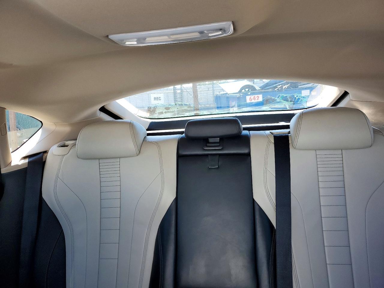 2015 BMW X6 xDrive50I - zdjęcie 10