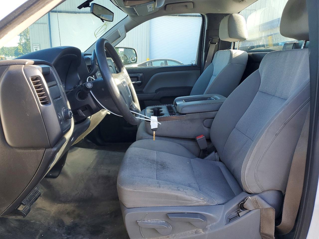 2016 GMC Sierra C1500 - zdjęcie 7