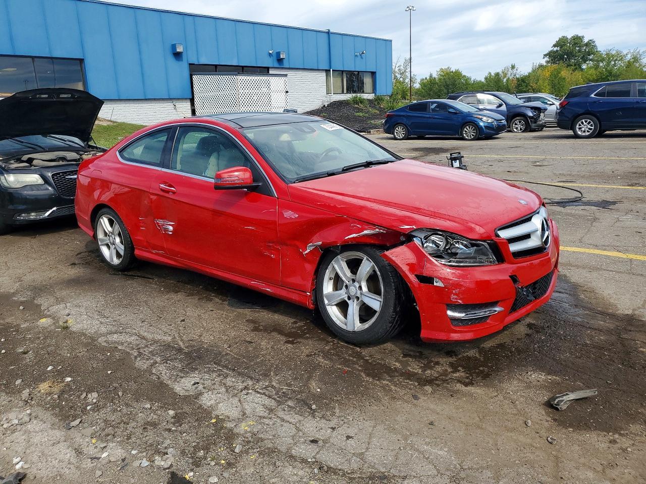 2013 Mercedes-Benz C 250 - zdjęcie 4