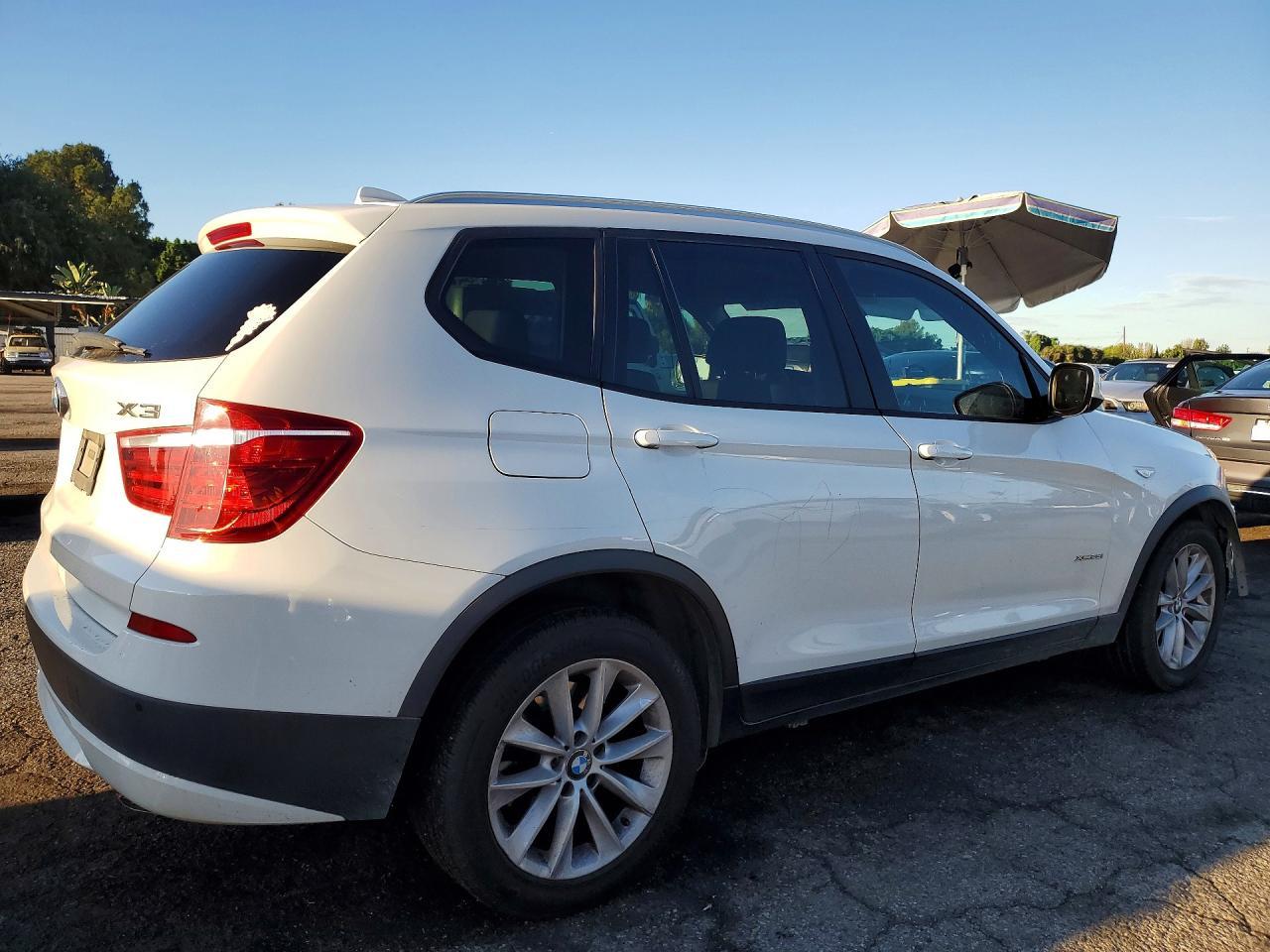 2014 BMW X3 xDrive28I - zdjęcie 3