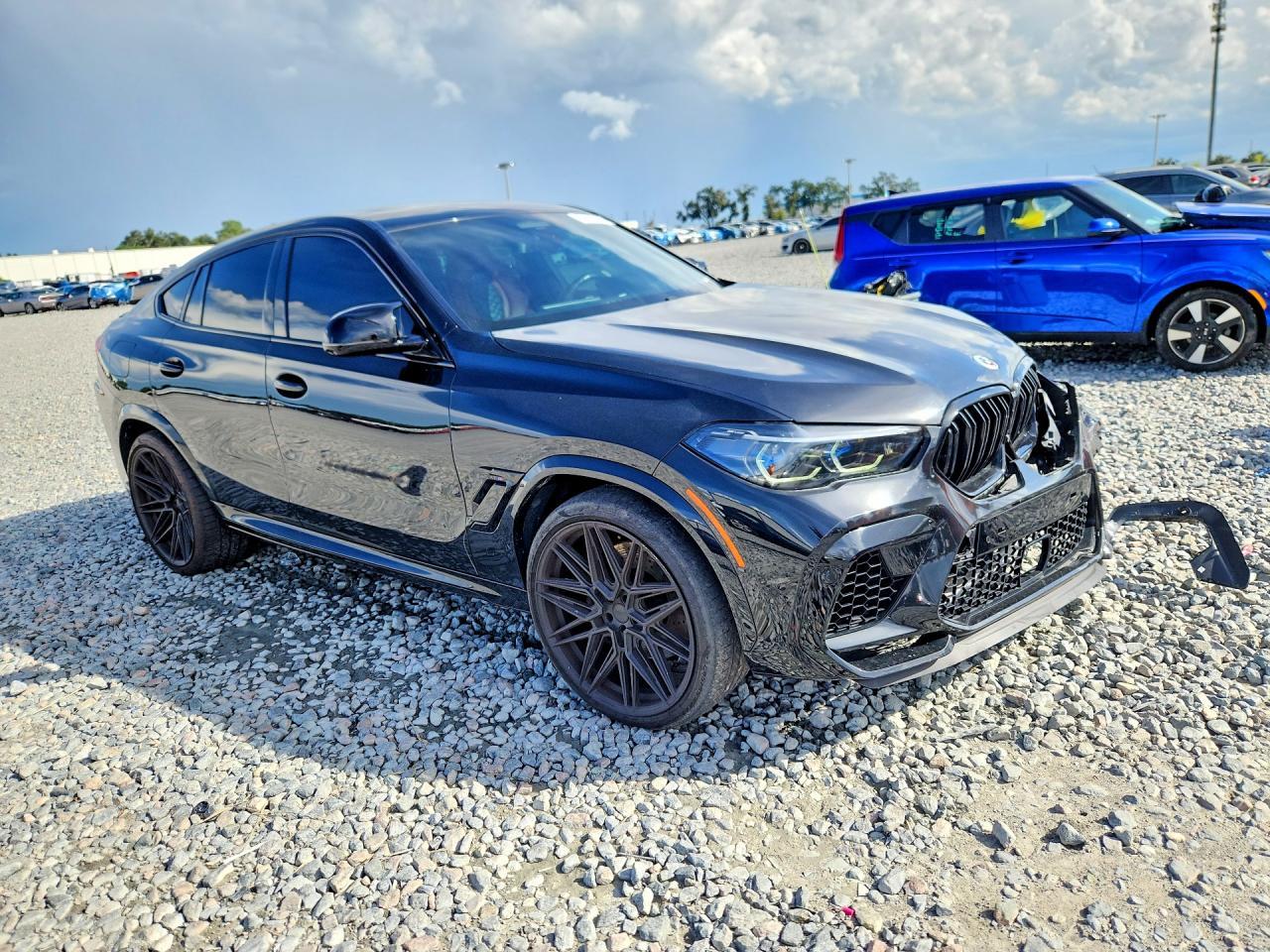 2022 BMW X6 M - zdjęcie 4