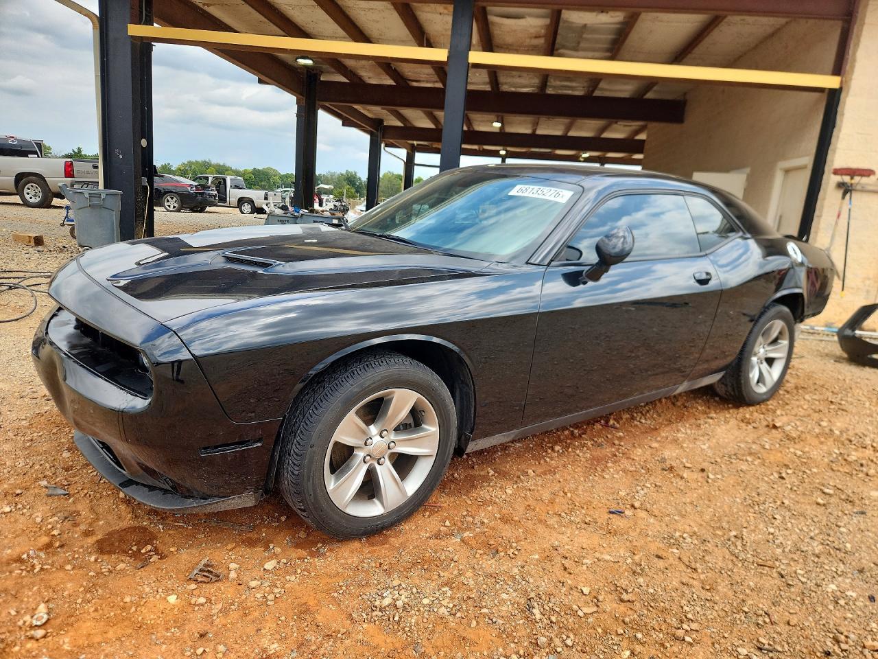 2016 Dodge Challenger Sxt - zdjęcie główne