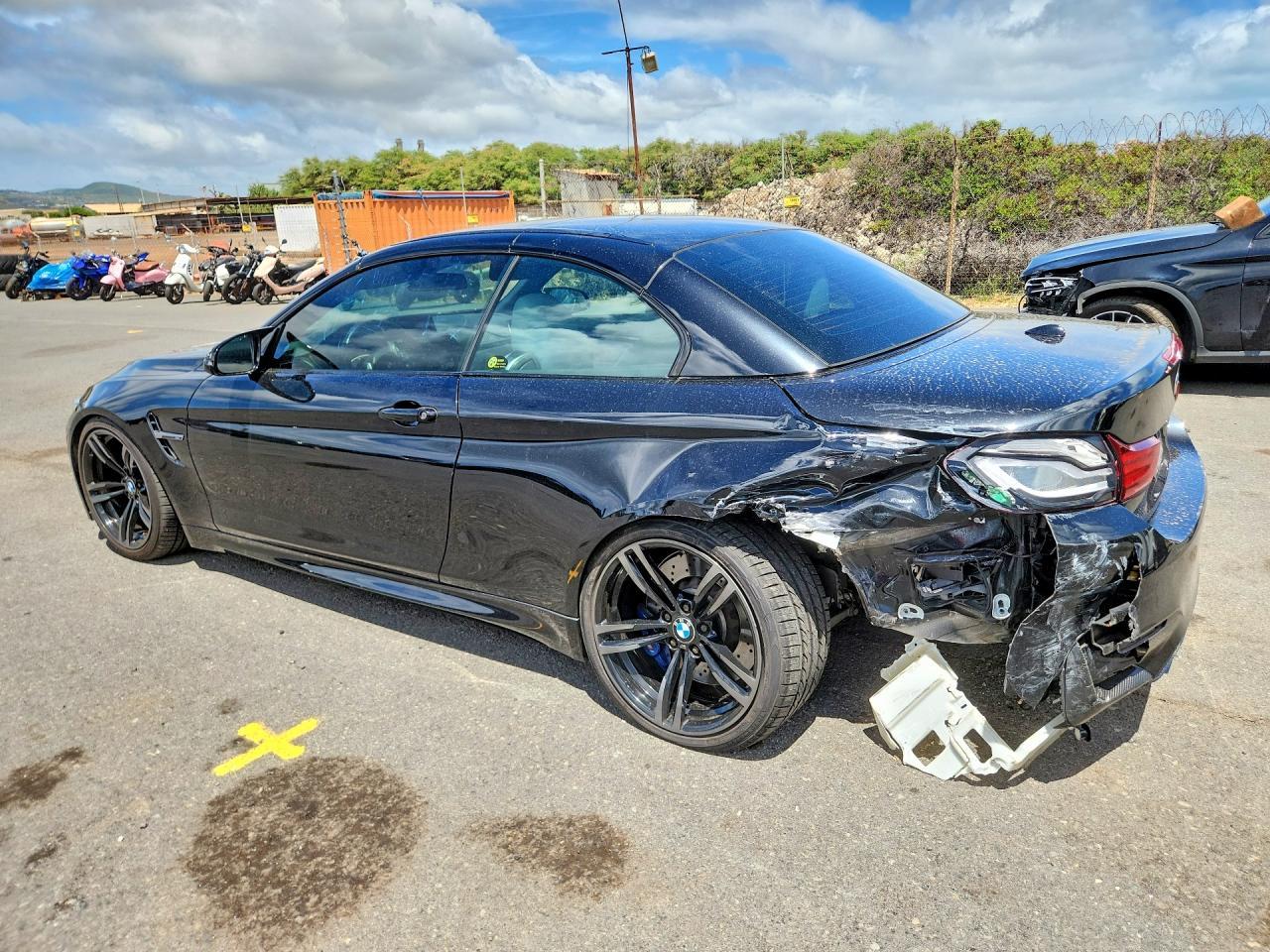 2020 BMW M4 - zdjęcie 2