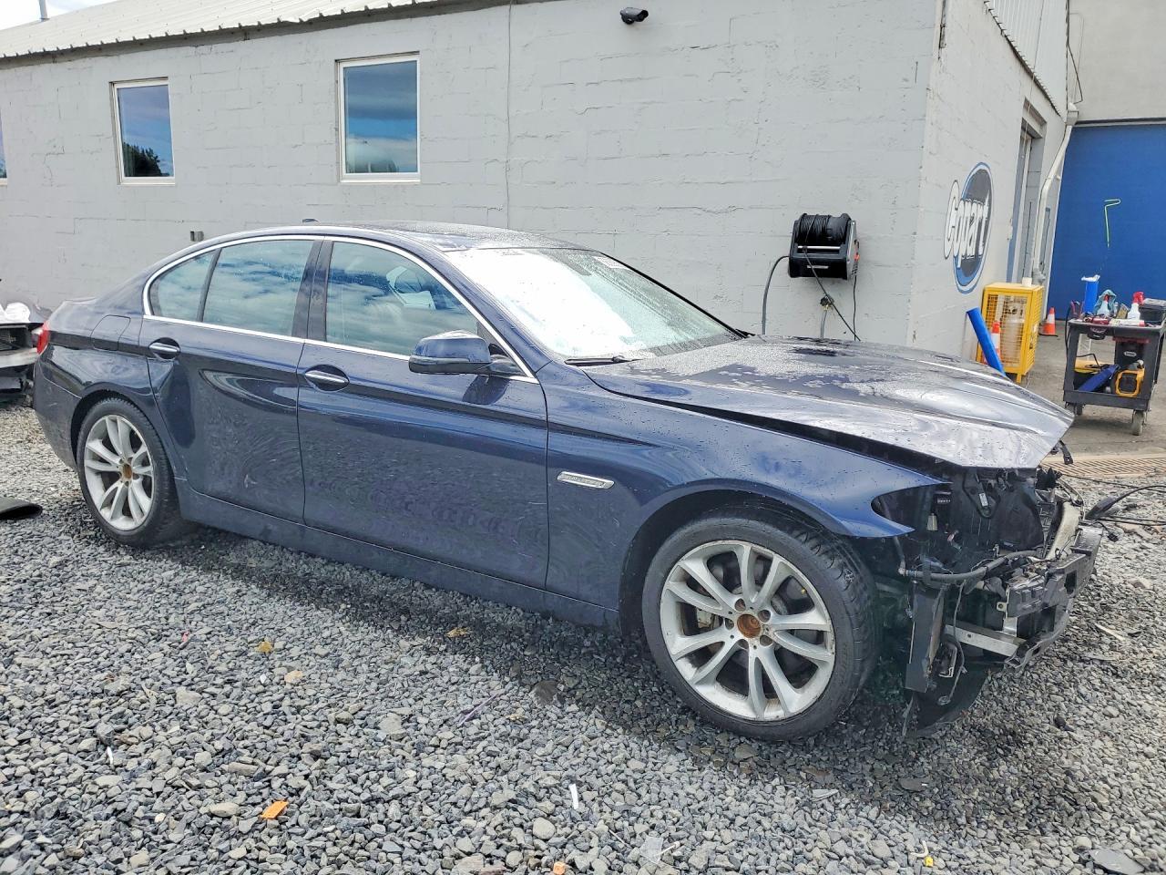 2016 BMW Seria 5 535i - zdjęcie 4
