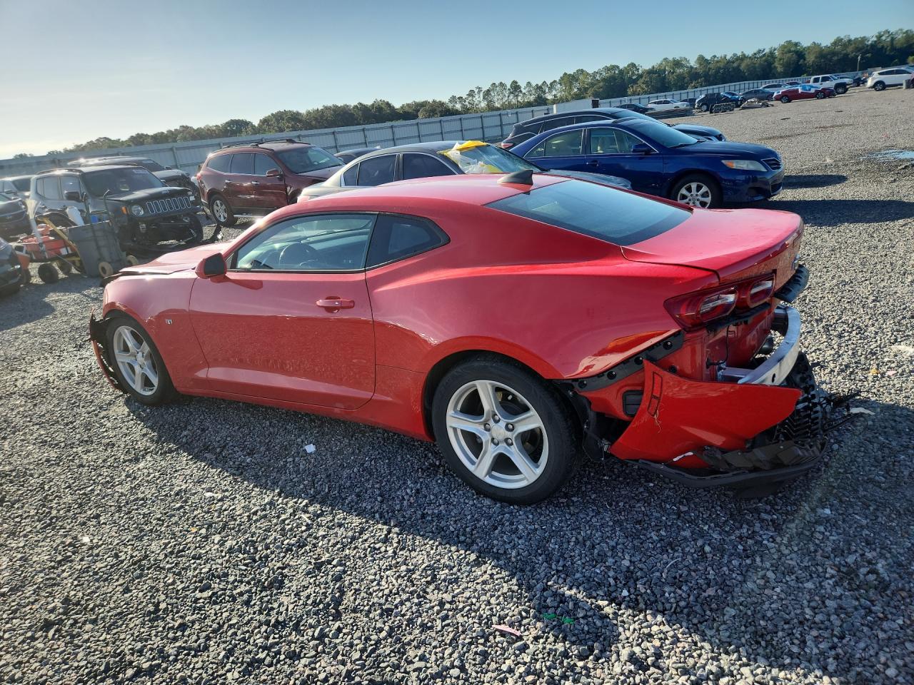 2022 Chevrolet Camaro Ls - zdjęcie 2