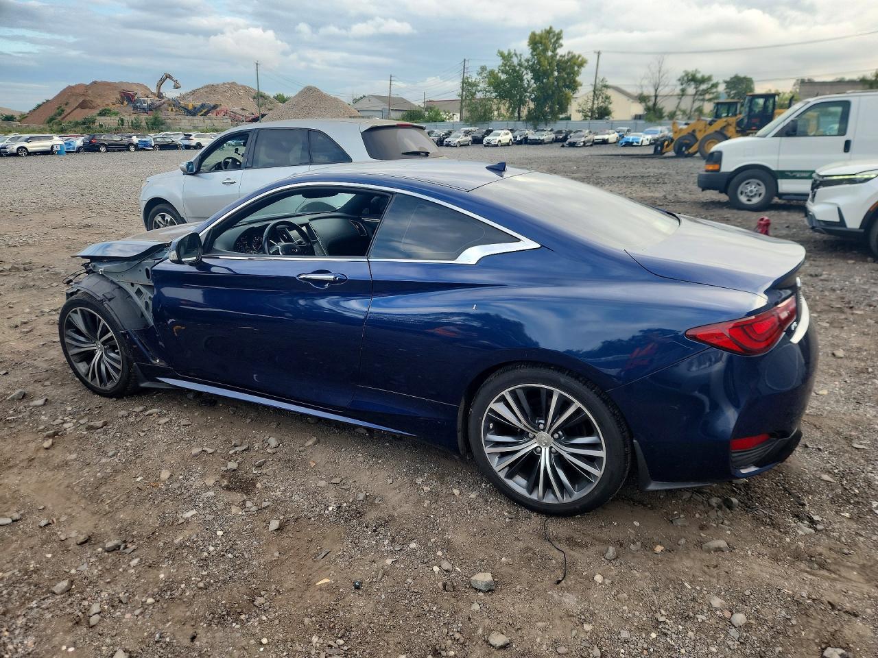 2019 Infiniti Q60 3.0T Luxe - zdjęcie 2