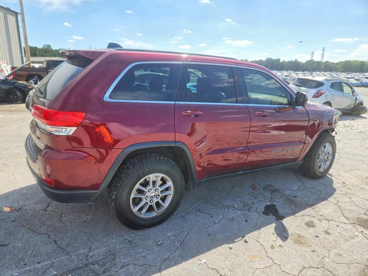 2018 Jeep Grand Cherokee Laredo - zdjęcie 3