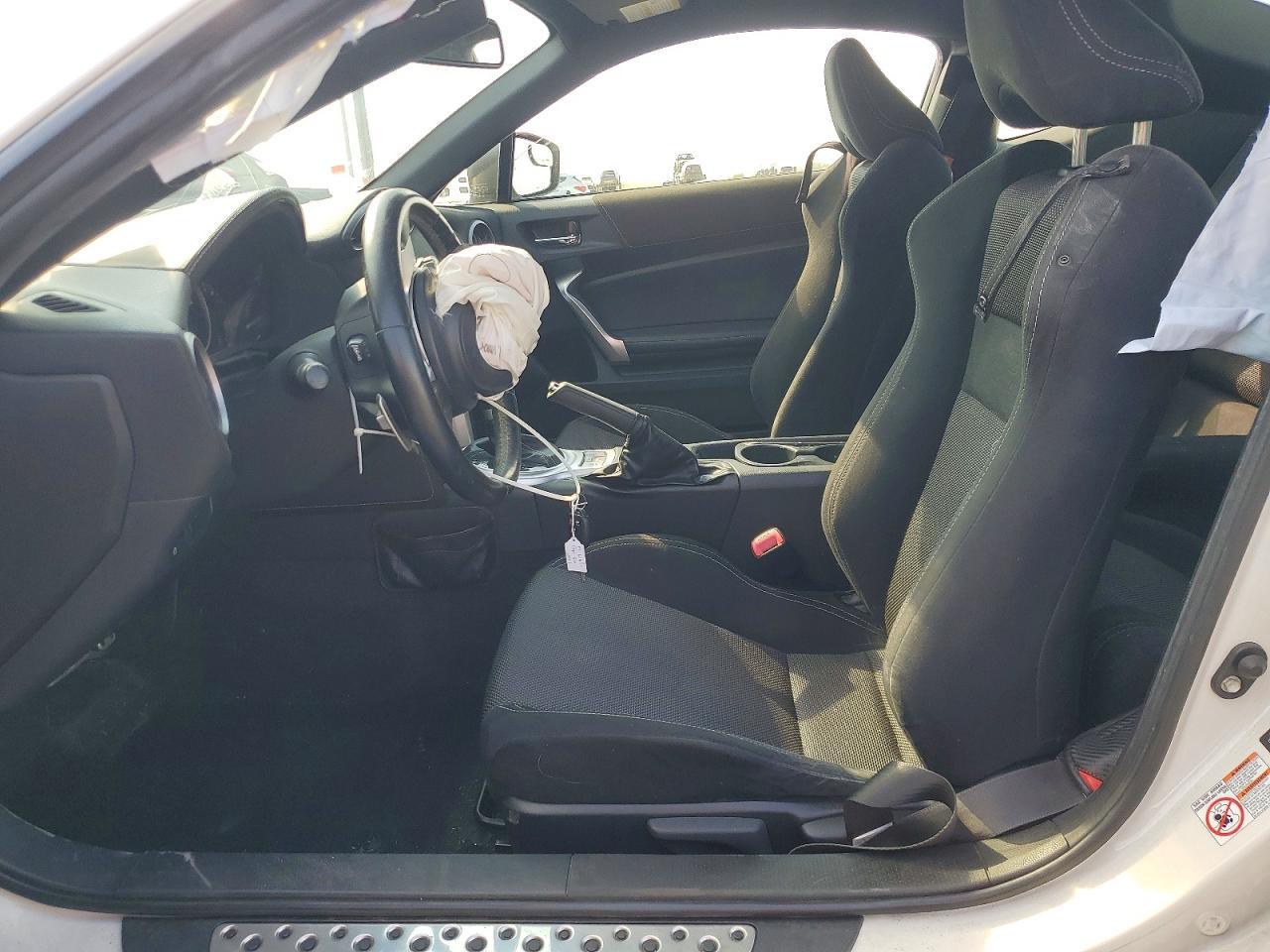 2019 Toyota 86 Base - zdjęcie 7