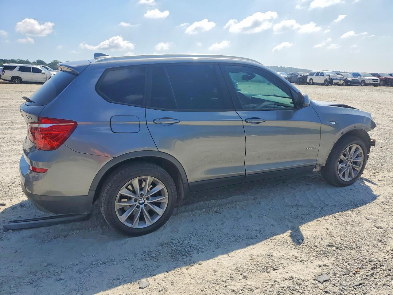 2016 BMW X3 xDrive28I - zdjęcie 3