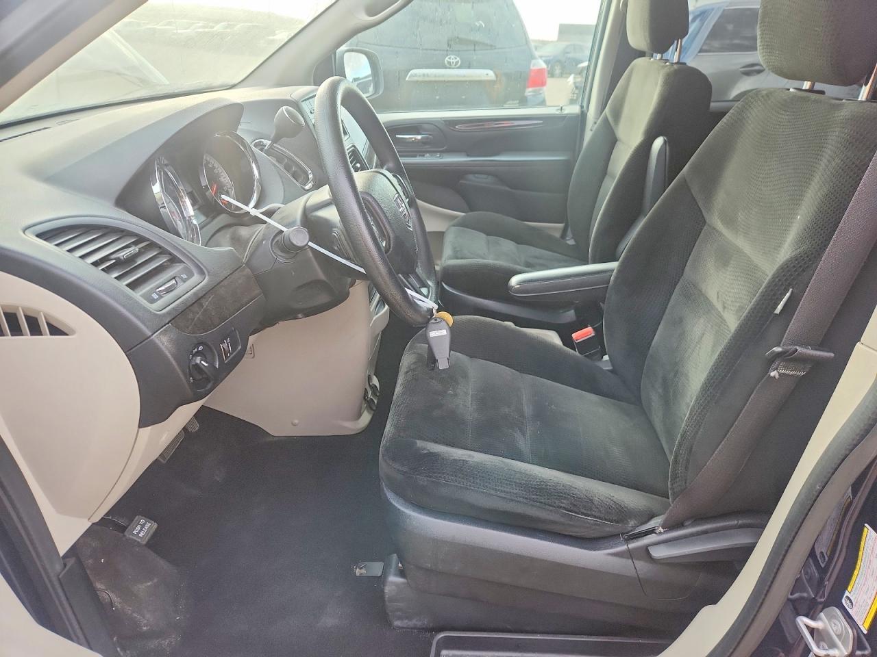 2016 Dodge Grand Caravan Se - zdjęcie 7