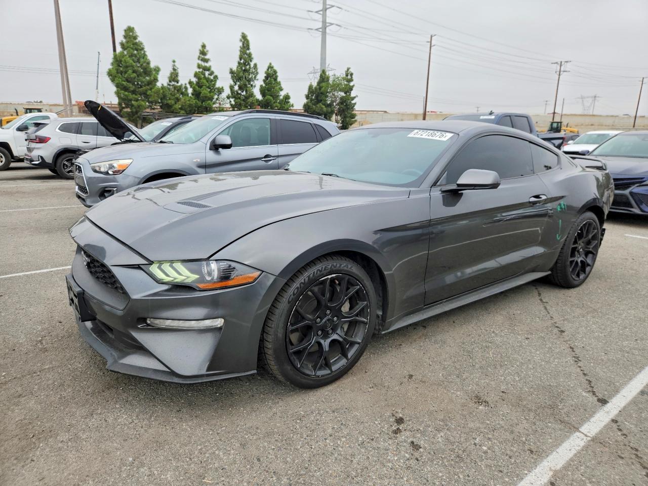 2018 Ford Mustang - zdjęcie główne