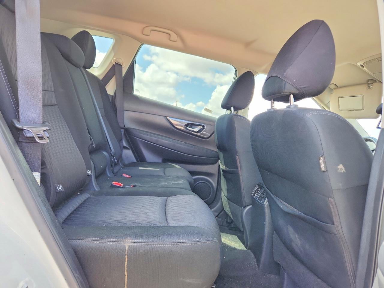 2019 Nissan Rogue Sv - zdjęcie 11