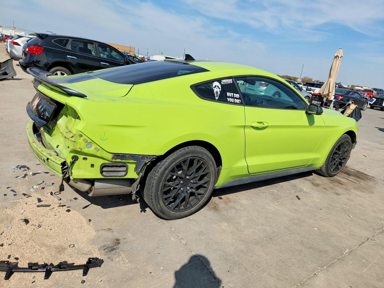 2020 Ford Mustang - zdjęcie 3