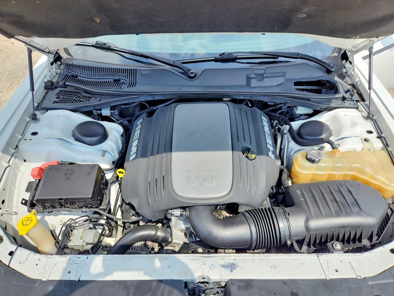 2019 Dodge Challenger R/T - zdjęcie 11