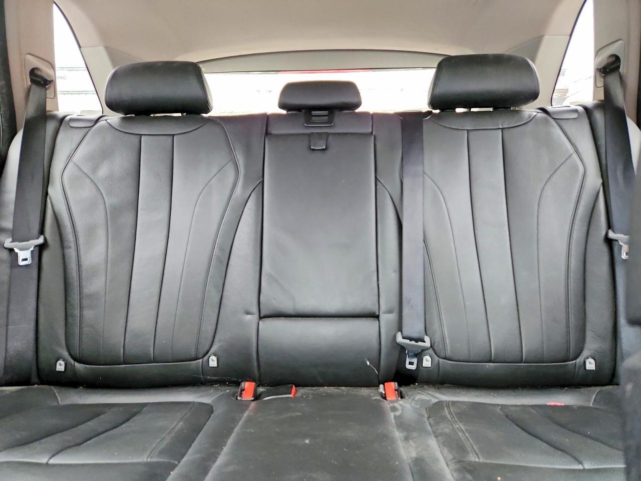 2015 BMW X5 xDrive50I - zdjęcie 10