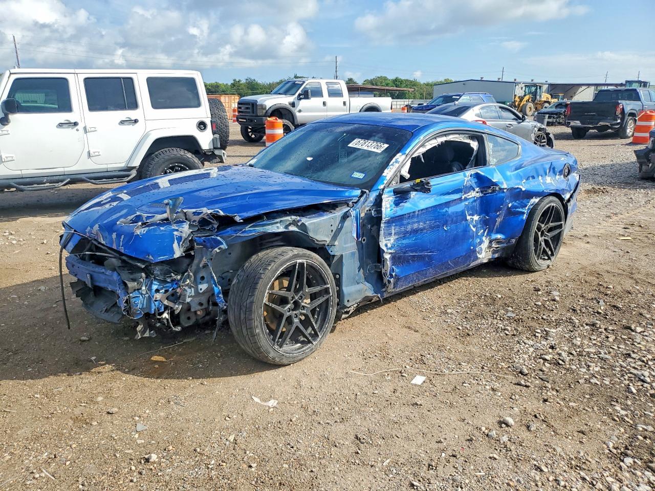 2018 Ford Mustang - zdjęcie główne