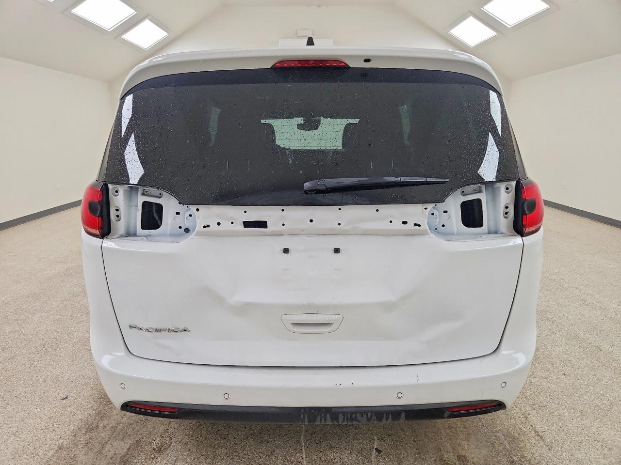 2024 Chrysler Pacifica Hybrid Select - zdjęcie 6