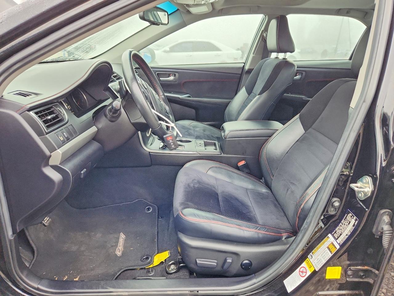 2015 Toyota Camry Xse - zdjęcie 7