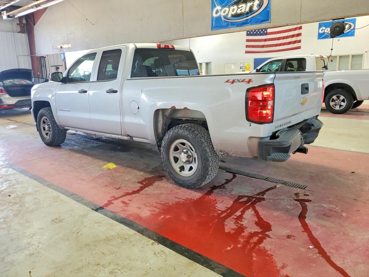 2017 Chevrolet Silverado K1500 - zdjęcie 2