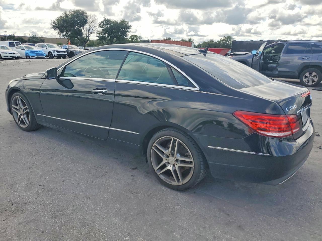 2014 Mercedes-Benz E 350 - zdjęcie 2