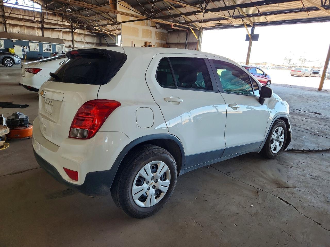 2017 Chevrolet Trax Ls - zdjęcie 3