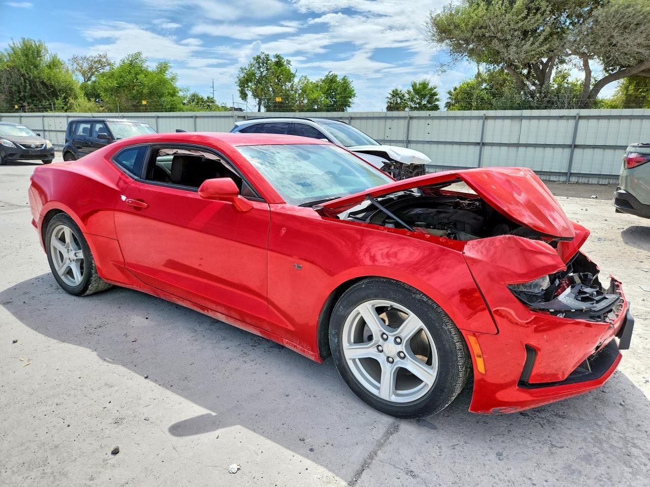 2022 Chevrolet Camaro Ls - zdjęcie 4
