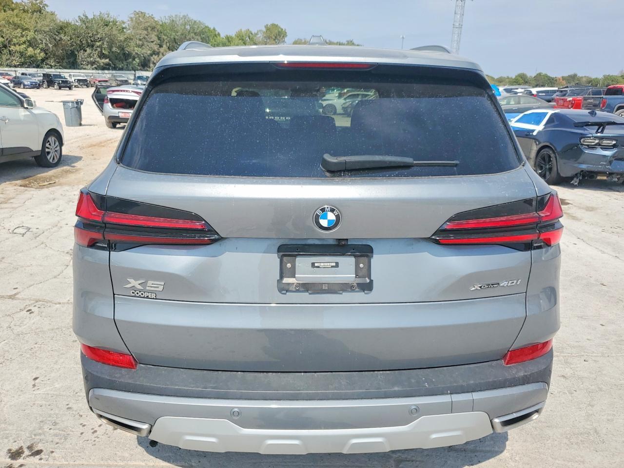 2024 BMW X5 xDrive40I - zdjęcie 6