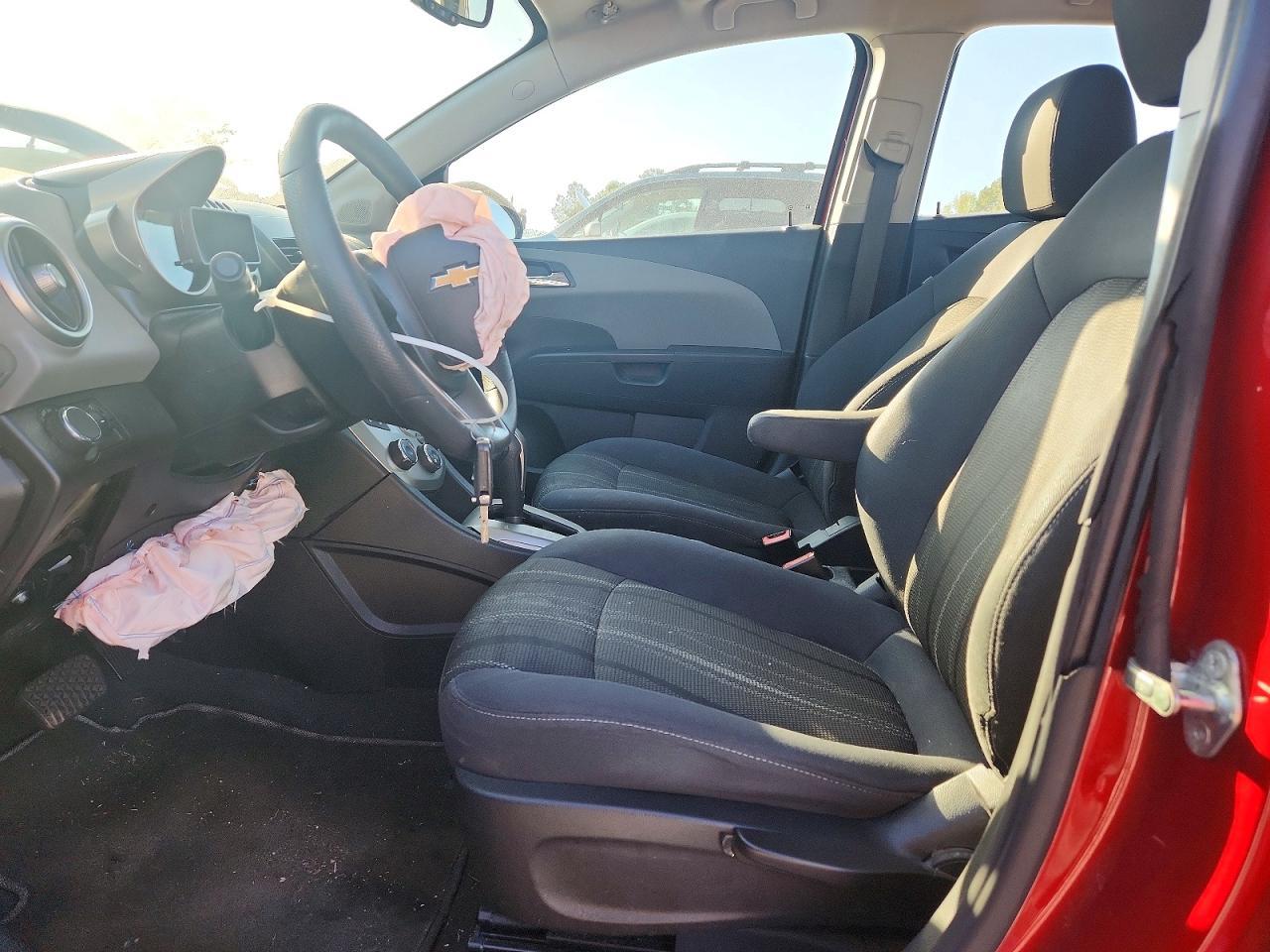 2016 Chevrolet Sonic Lt - zdjęcie 7