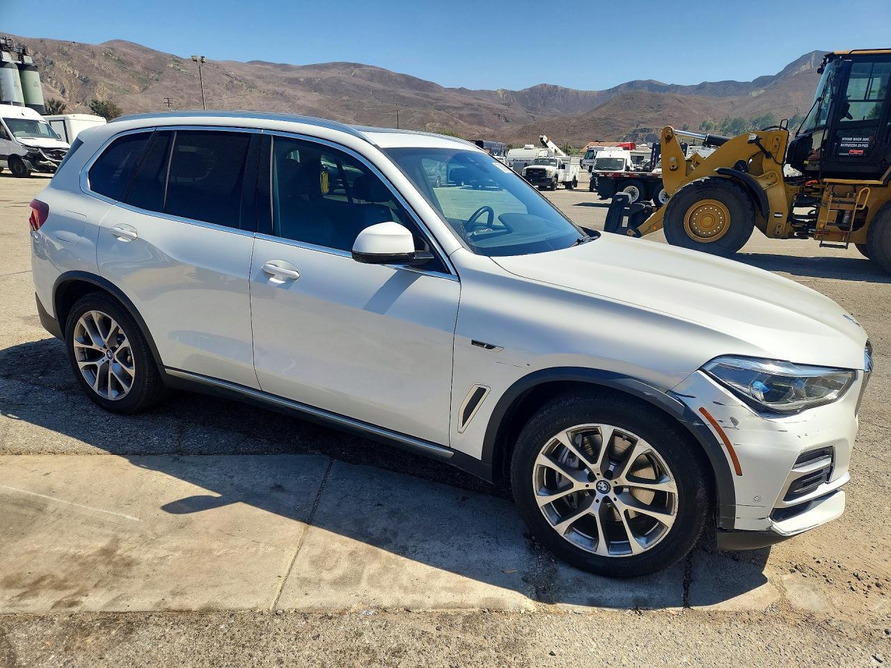 2023 BMW X5 xDrive45E - zdjęcie 4