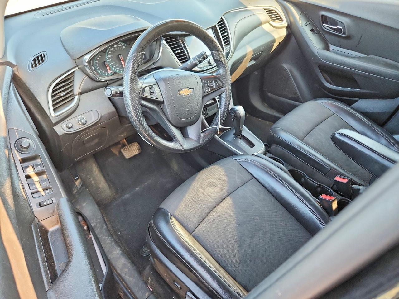 2021 Chevrolet Trax 1Lt - zdjęcie 8