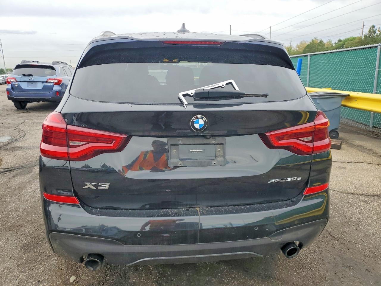2021 BMW X3 xDrive30E - zdjęcie 6