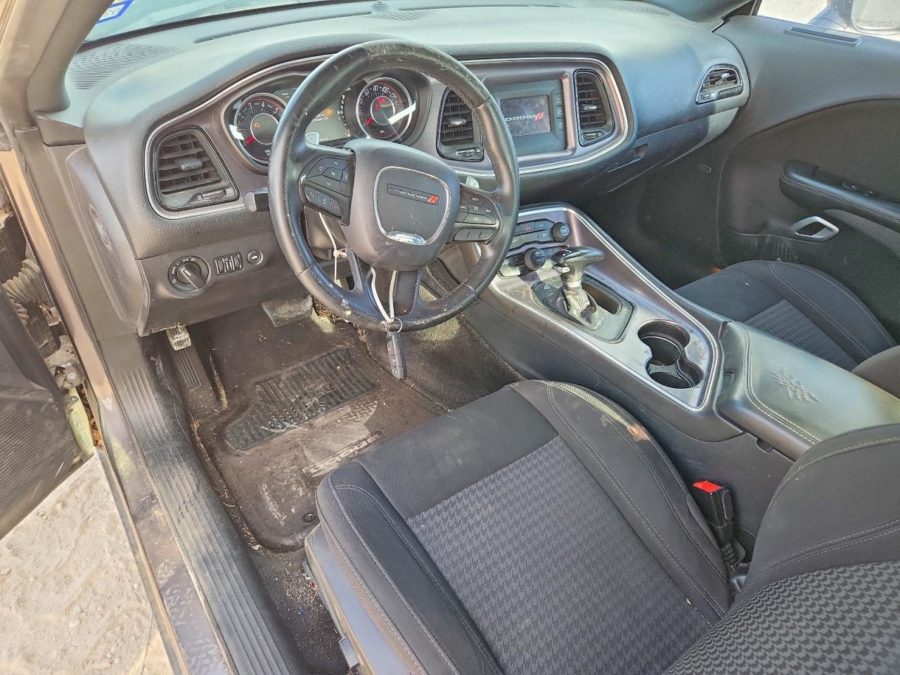 2015 Dodge Challenger Sxt - zdjęcie 8