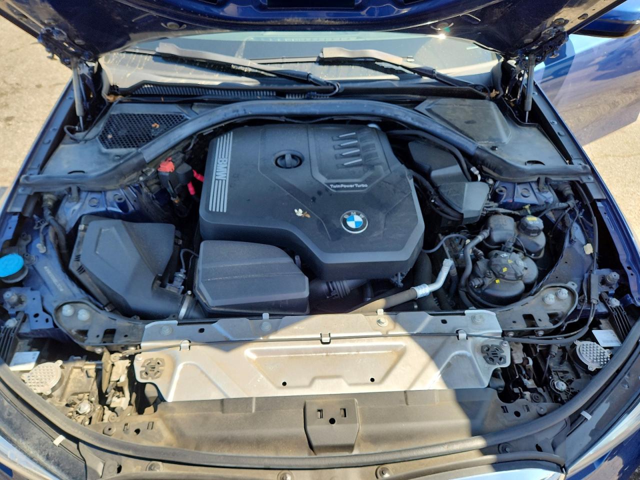 2022 BMW 330I - zdjęcie 11