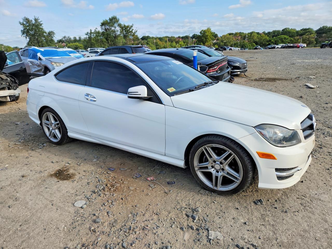2014 Mercedes-Benz C 250 - zdjęcie 4
