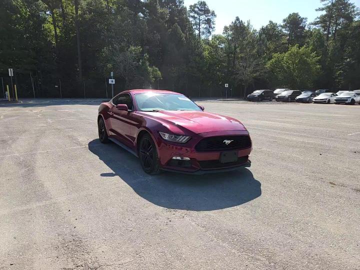 2016 Ford Mustang - zdjęcie 14