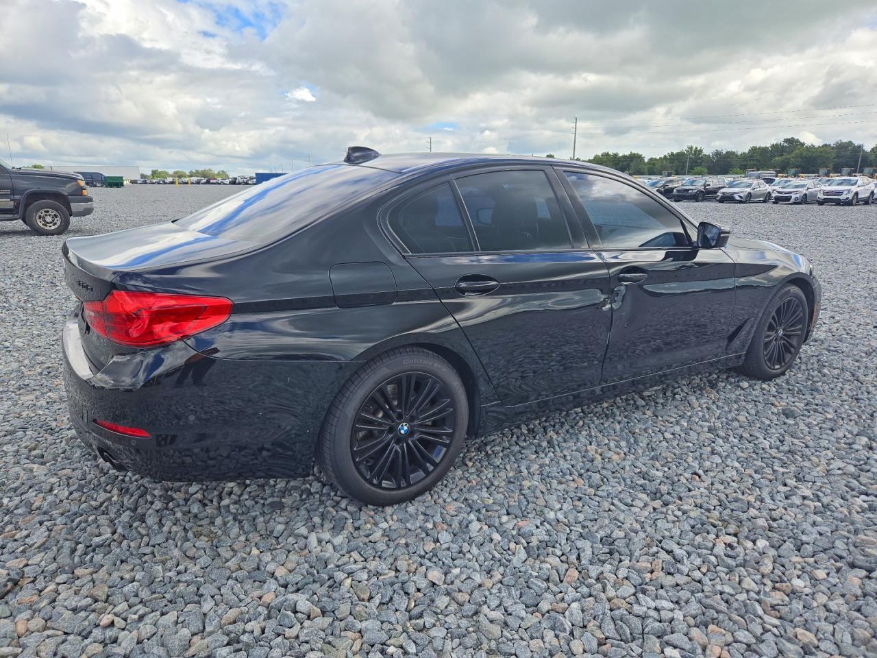 2019 BMW 530E - zdjęcie 3