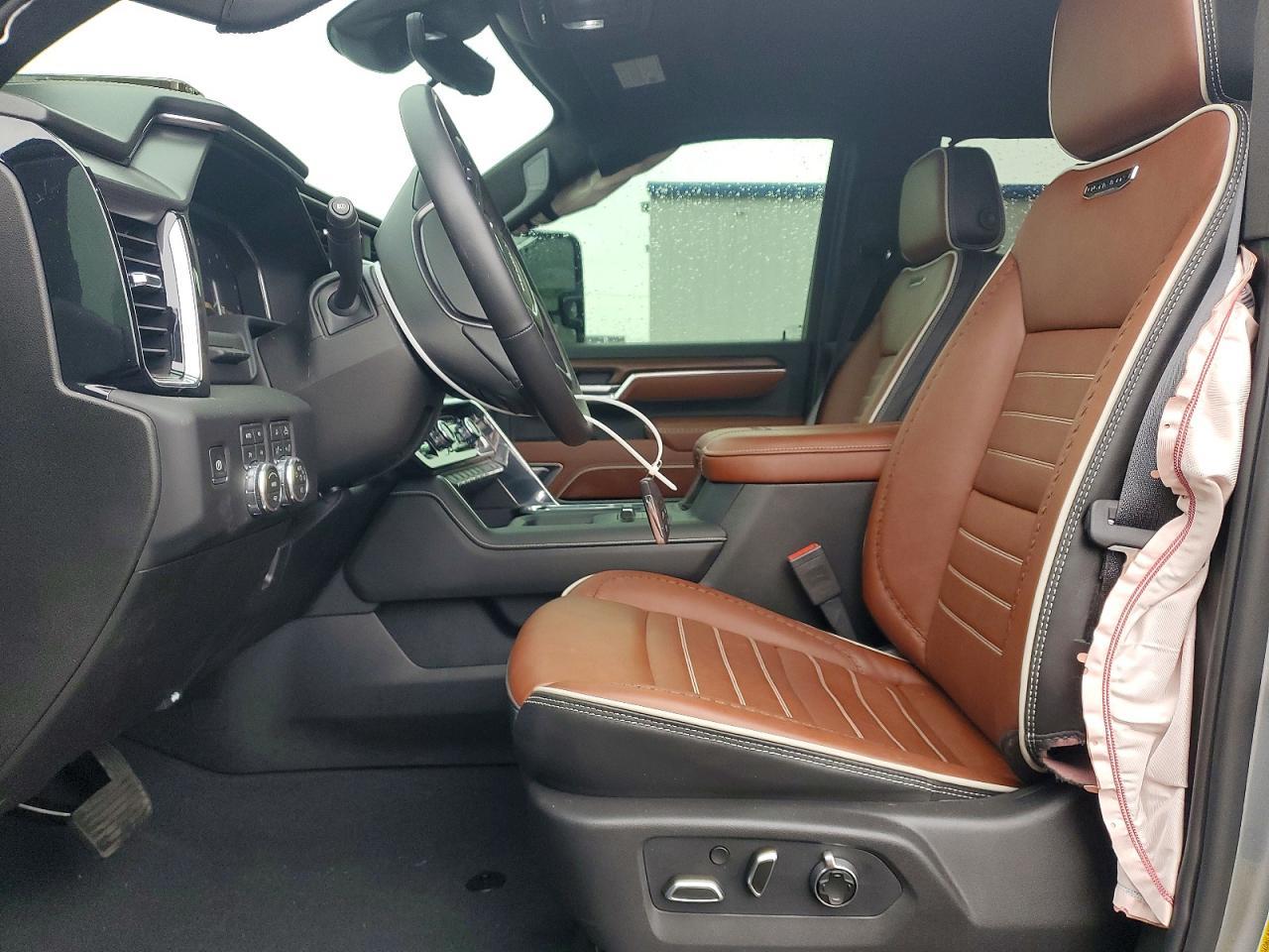 2026 GMC Sierra K2500 Denali Ultimate - zdjęcie 7