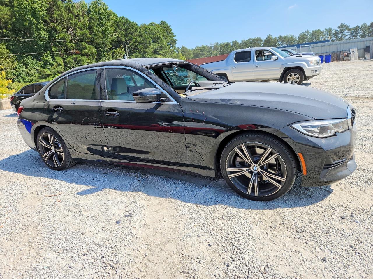 2020 BMW 330I - zdjęcie 4