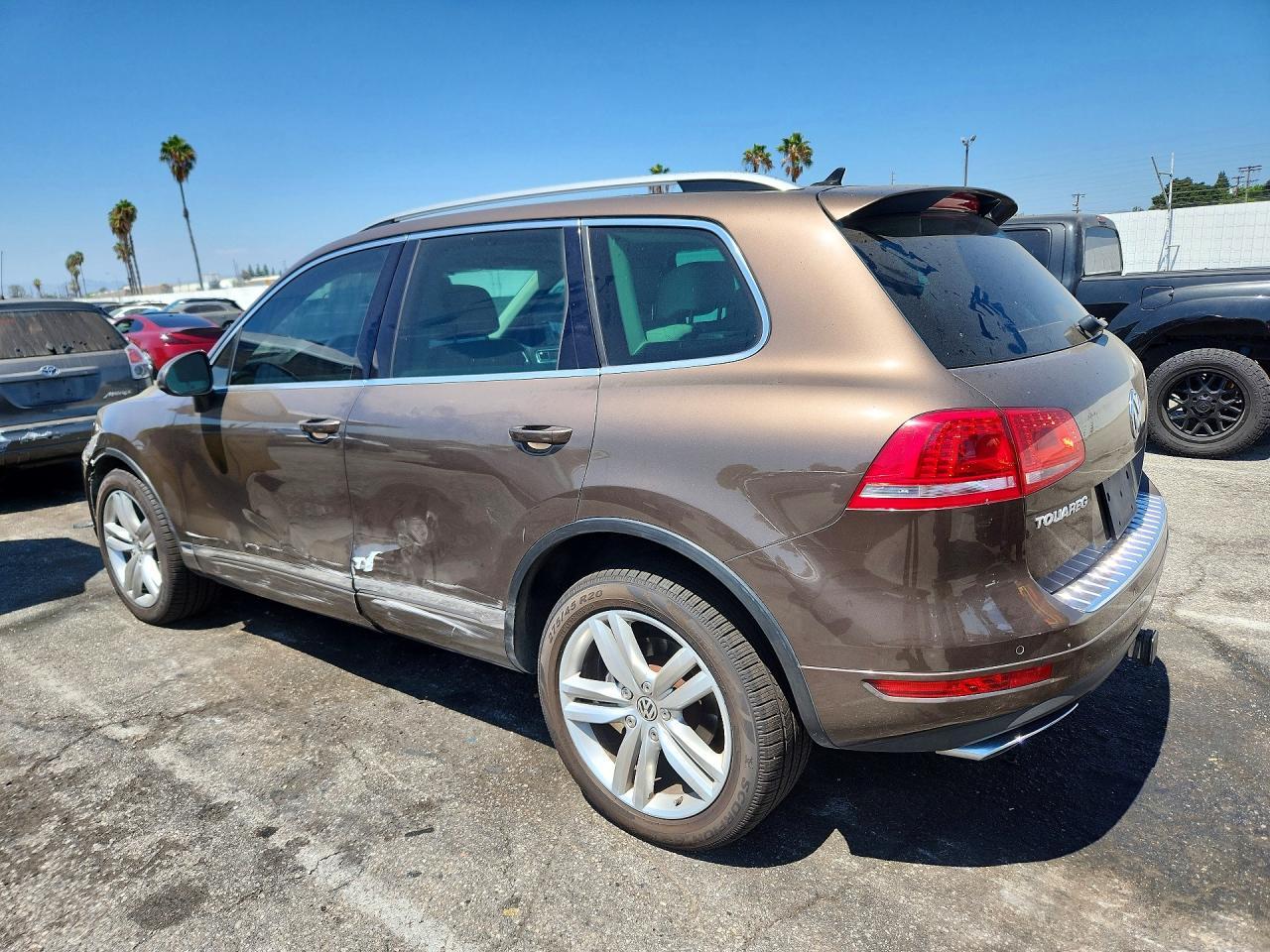2014 Volkswagen Touareg V6 Tdi - zdjęcie 2