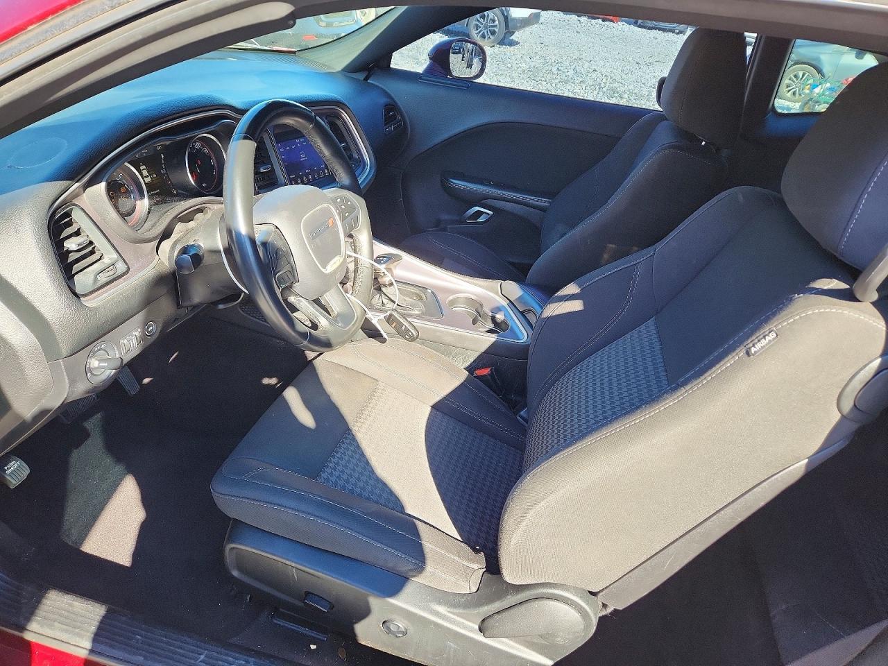 2019 Dodge Challenger Sxt - zdjęcie 7