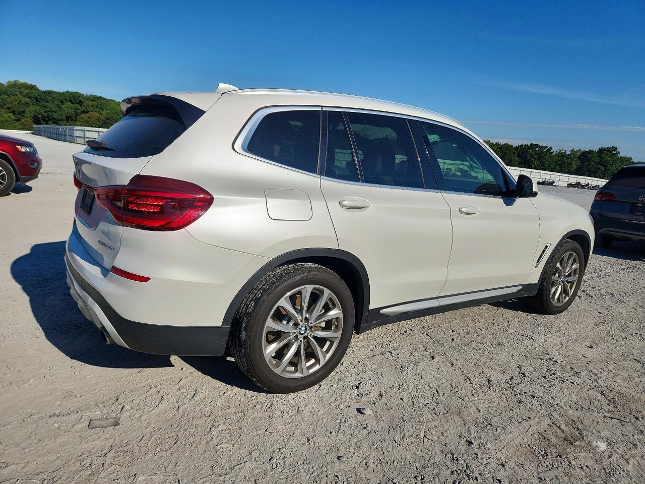 2019 BMW X3 Sdrive30I - zdjęcie 3