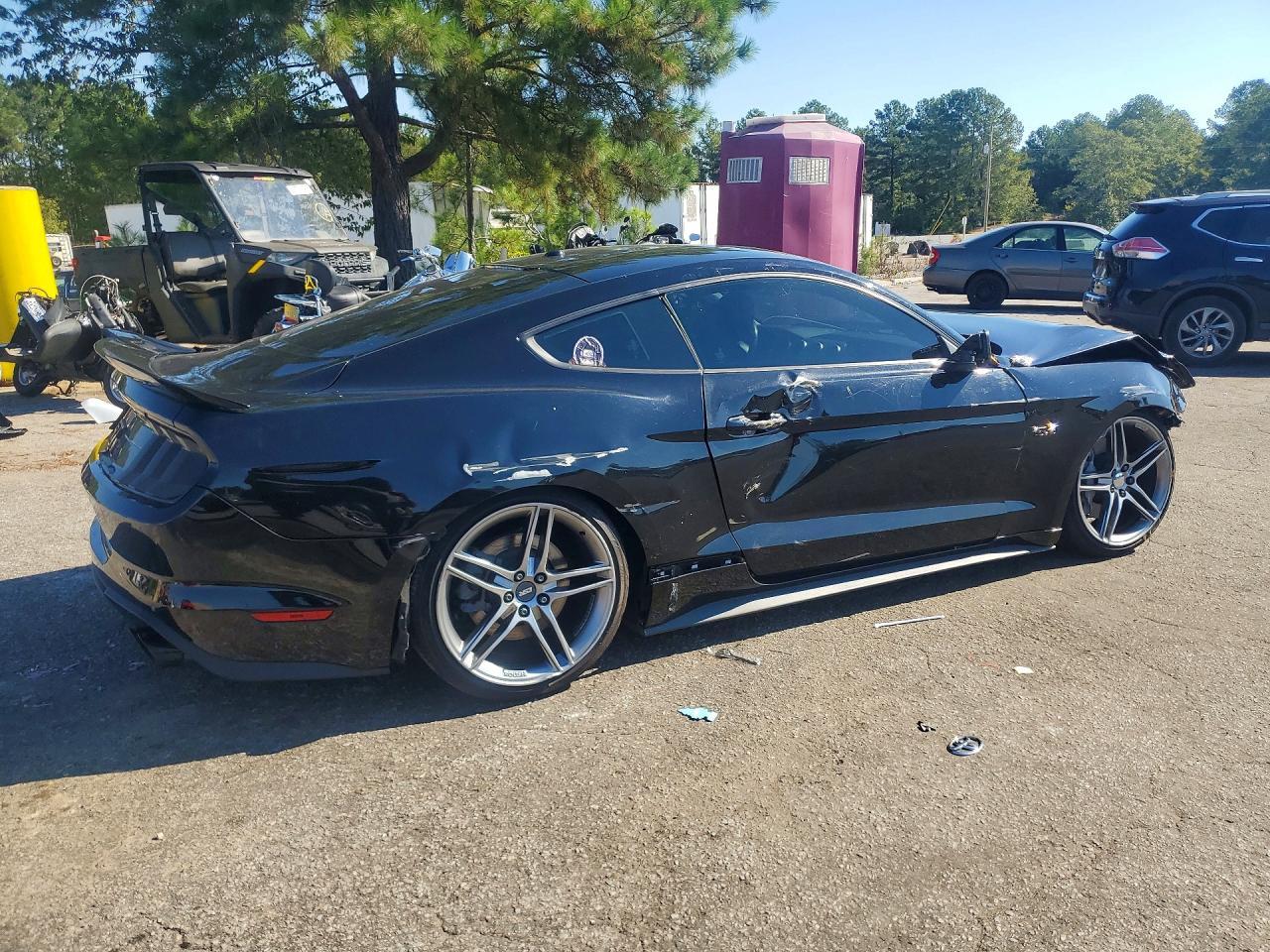 2019 Ford Mustang Gt - zdjęcie 3
