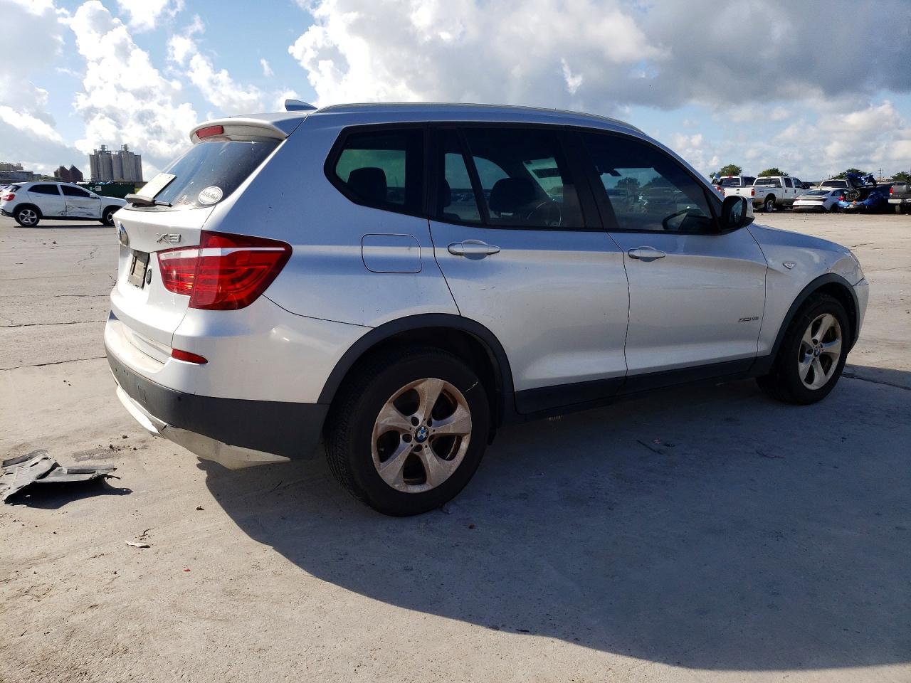 2017 BMW X3 - zdjęcie 3