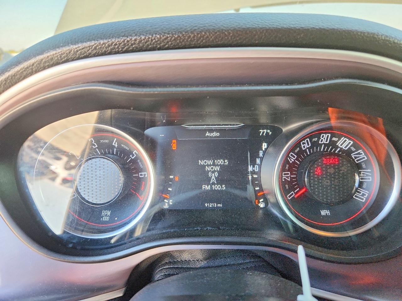 2019 Dodge Challenger Sxt - zdjęcie 9