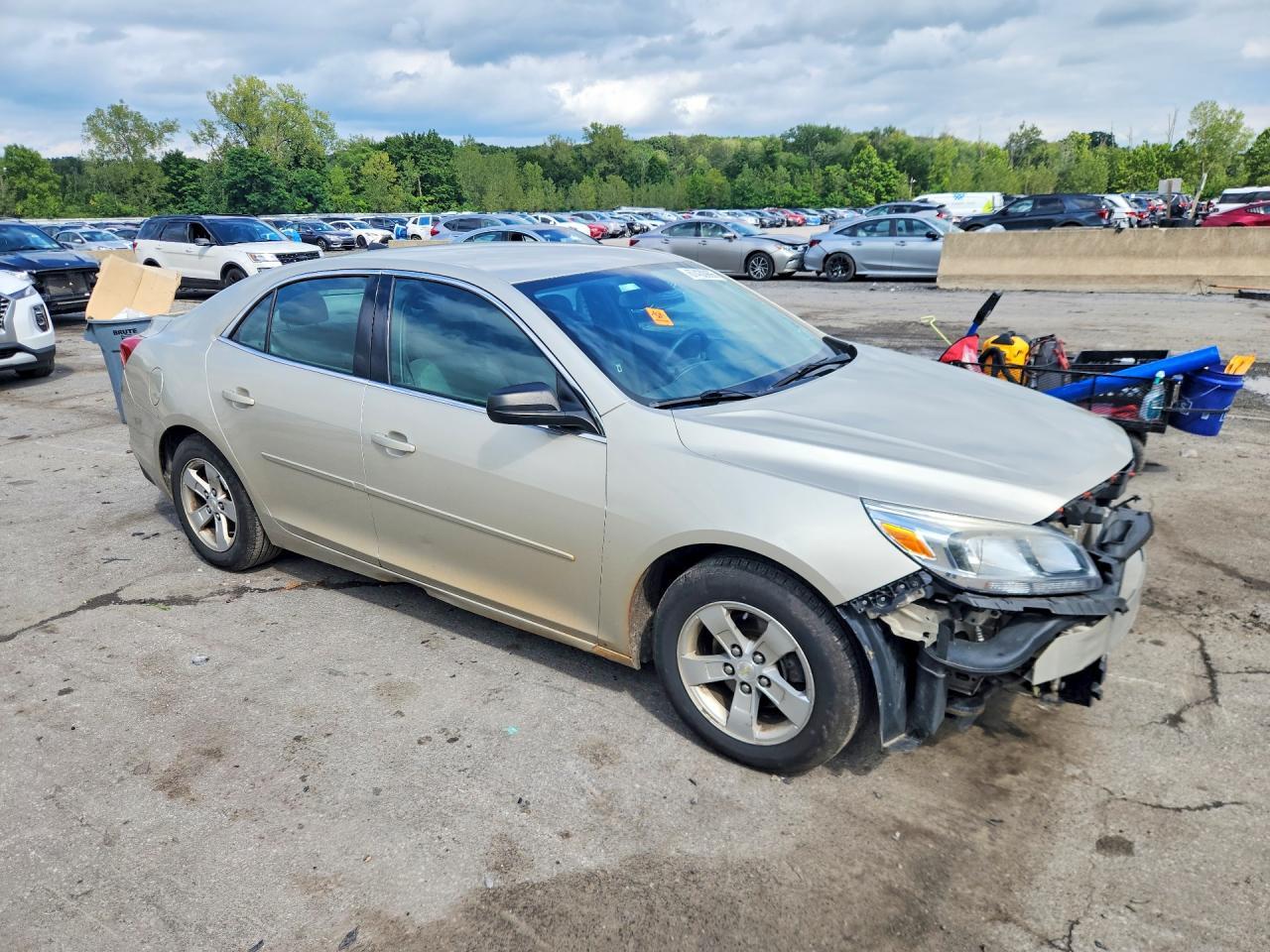 2014 Chevrolet Malibu Ls - zdjęcie 4